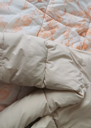 Beyaz Fermuarlı Kadın Kolsuz Kış Montu - Görsel 7