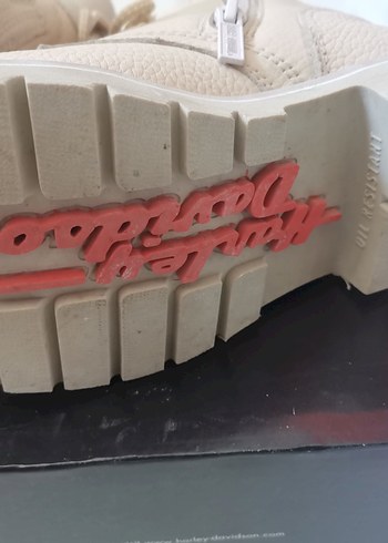 Bej Deri Bağcıklı Harley Kadın Bot - Görsel 9