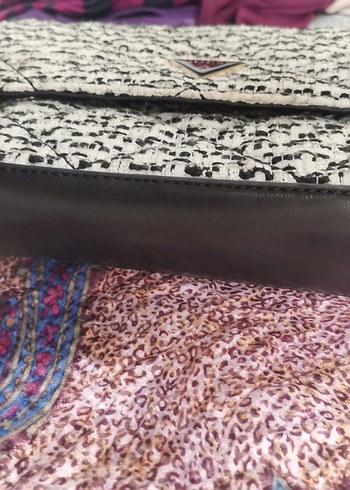 ORJİNAL Guess Örgü Desenli Bohem Tüvit Kadın Çanta - Görsel 8