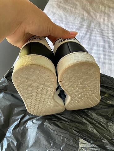 38 Beden siyah Renk Adidas Ayakkabı