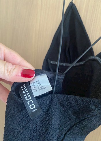 H&M Siyah Drapeli V Yaka Midi Abiye Elbise