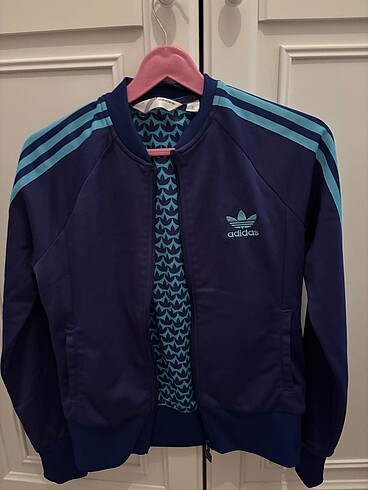 Adidas sweat