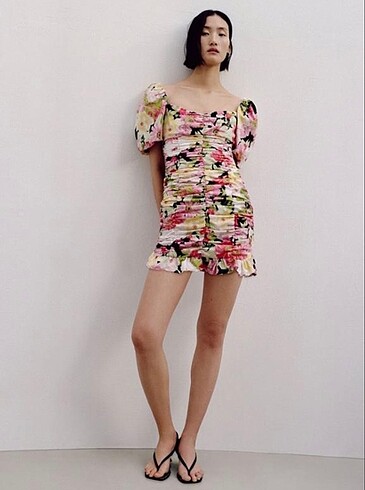 Zara Zara çiçekli mini elbise