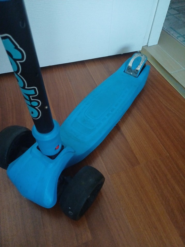 ışıklı scooter - Görsel 2