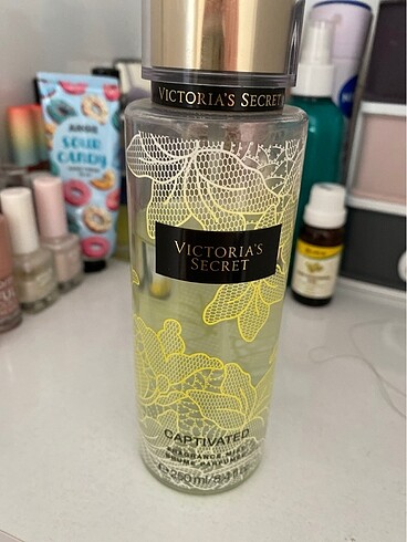 Victoria secret vücut spreyi