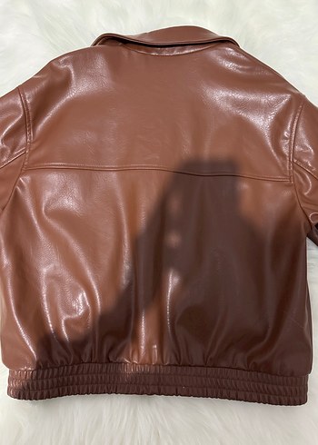 ZARA SUNI DERI BOMBER CEKET

4391/859 - Görsel 5
