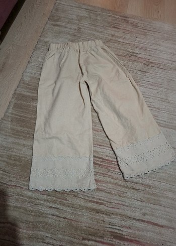 Dantel Detaylı çocuk keten Pantolon - Görsel 3