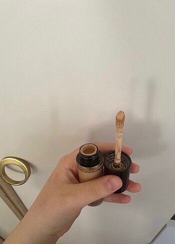 Beden Renk too faced kapatıcı