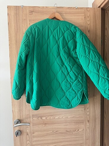LC Waikiki Kapitone mont