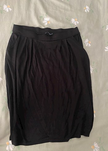 LC Waikiki Siyah Drapeli Midi Kalem Etek