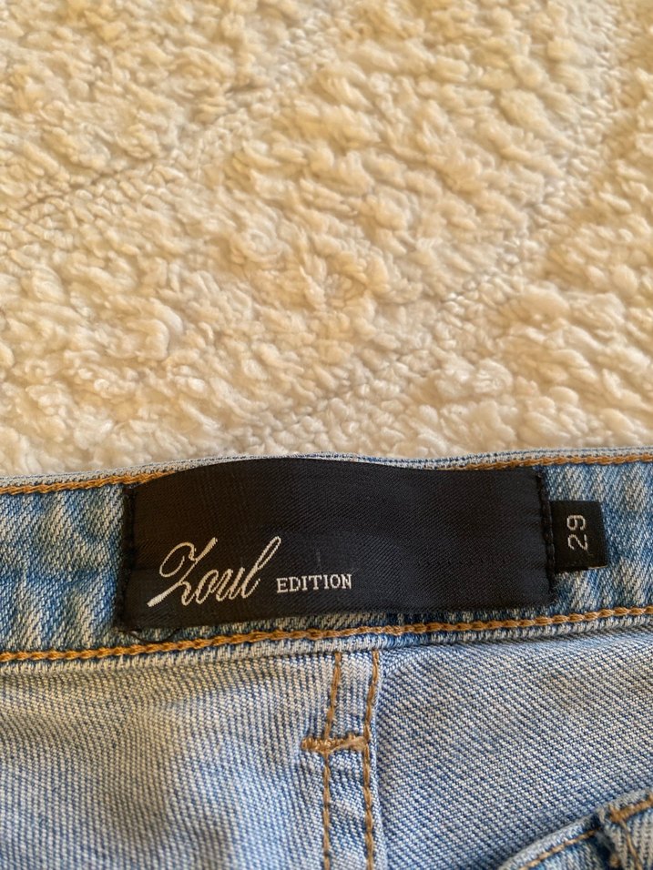 Gri Renkli Kadın Denim Mini Şort - Görsel 3
