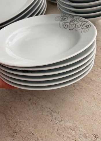 Gri Desenli Beyaz Yemek Takımı - Görsel 5