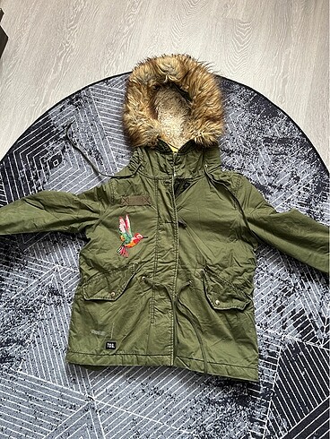 Bershka mont