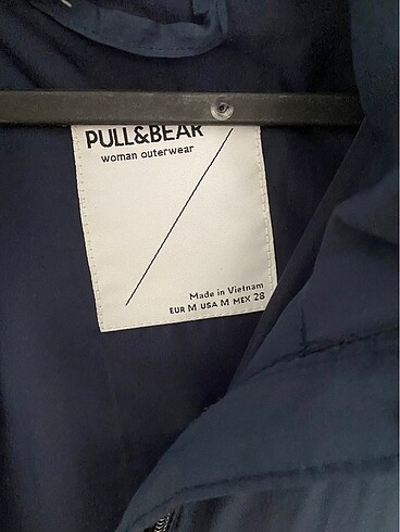 m Beden Pull and bear mont