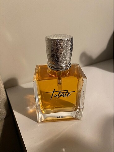Kayali Vanilla 28 Tutaste