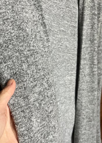 Gri Uzun Triko Kadın Hırka - Görsel 3