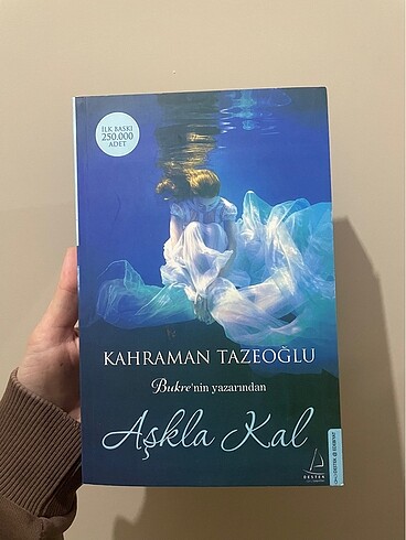 Kahraman tazeoğlu aşkla kal kitabı