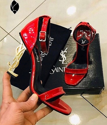 Yves Saint Laurent Ysl topuklu ayakkabı