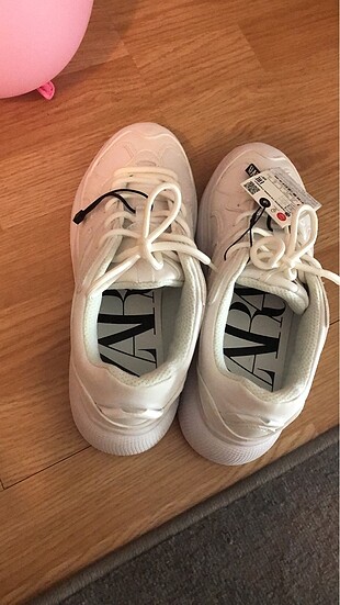 37 Beden Zara sneakers 37 numara