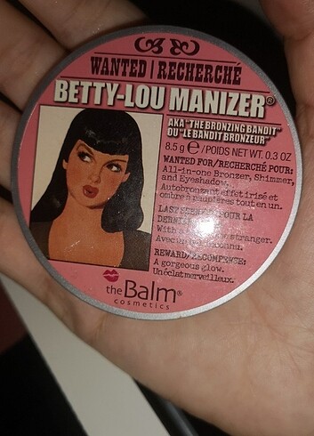 THE BALM BETTY LOU MANİZER