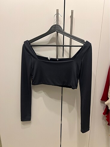 Gri kısa crop