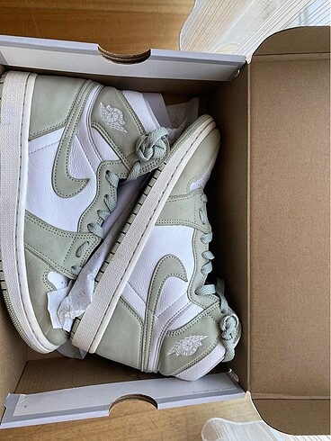 Air Jordan spor ayakkabı