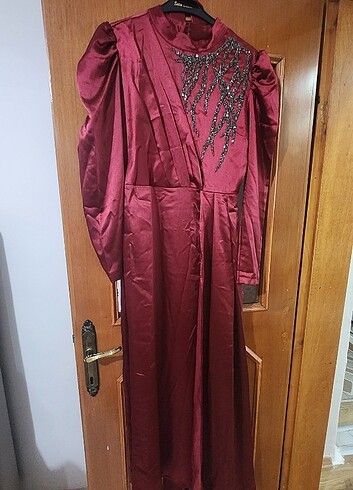 38 Beden bordo Renk SATEN ABİYE