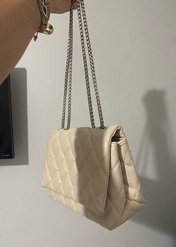 Bej Zincir Detaylı Deri Kadın Çanta - Görsel 4