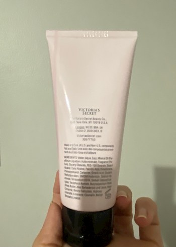 Victoria's Secret Tease Vücut Losyonu 100 ml - Görsel 3