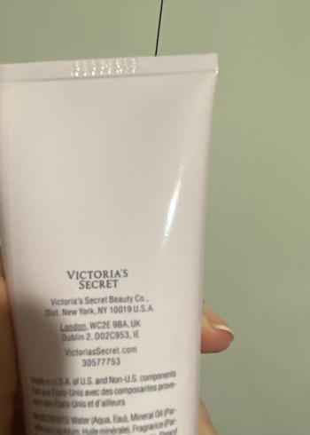 Victoria's Secret Tease Vücut Losyonu 100 ml - Görsel 2