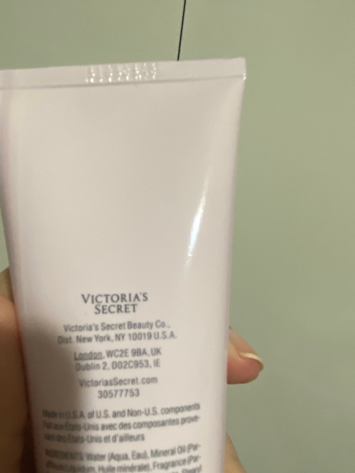 Victoria's Secret Tease Vücut Losyonu 100 ml - Görsel 2