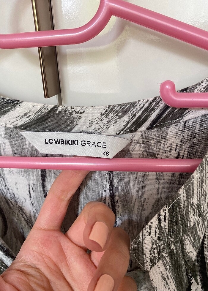 Desenli uzun kollu kadın bluz - Görsel 3