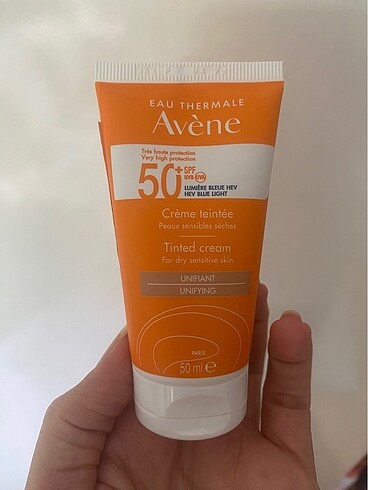 Avene Renkli güneş koruyucu