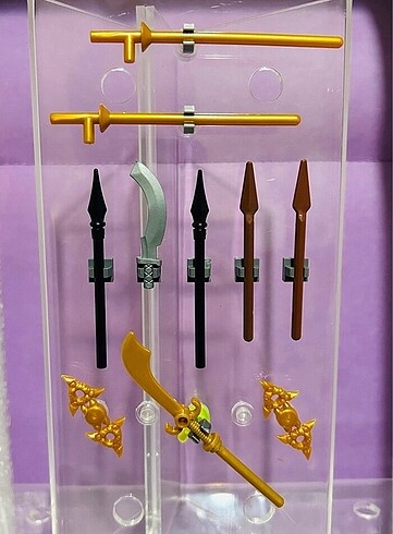 Diğer Lego figür için silahlar