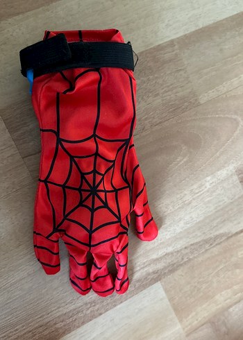 Kırmızı Örümcek Adam Temalı Oyuncak Eldiven - Görsel 2