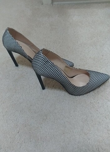 38 Beden Stiletto 