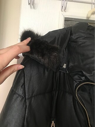 40 Beden siyah Renk Şişme mont