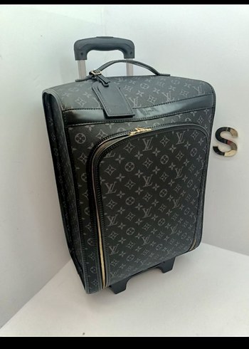 Louis Vuitton valiz