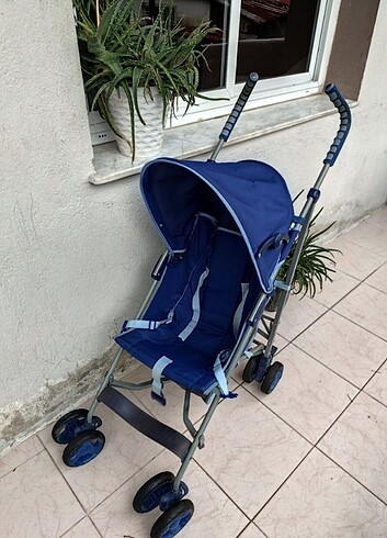 Diğer Beden Bebek Arabası baston araba tentenesi felan var yeni yıkandı tert