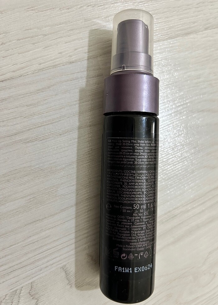 Oriflame makyaj sabitleyici sprey - Görsel 2