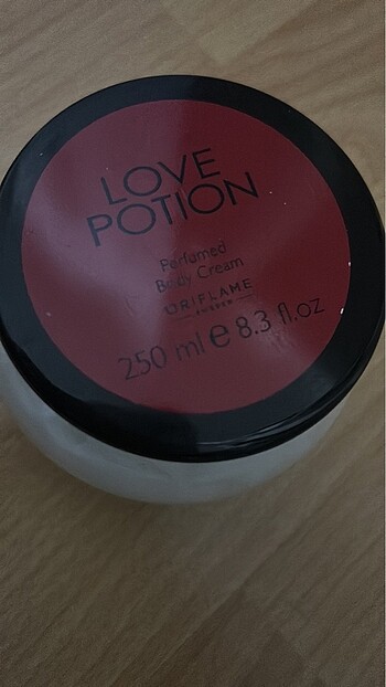 Oriflame lowe position vucut kremi