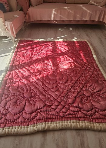 pembe Nakışlı Yatak Örtüsü - Görsel 3