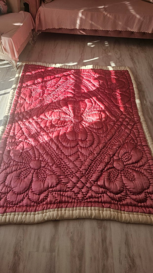 pembe Nakışlı Yatak Örtüsü - Görsel 4