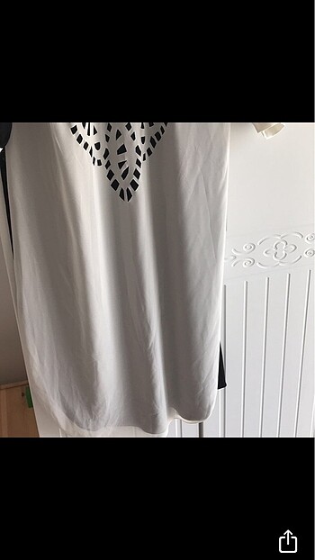 Arkası tül detaylı tunik - Görsel 6