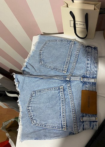 Kadın Mavi Bağcıklı Yırtık Denim Mini Şort - Görsel 2