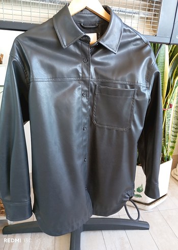 Düğmeli siyah ceket - Görsel 5