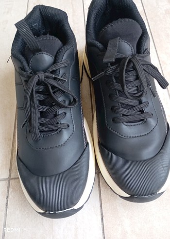 Siyah elle - Görsel 14