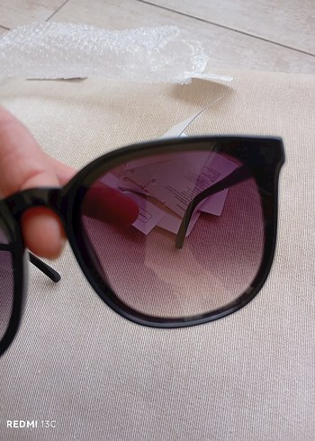 Şeffaf Siyah Kadın Güneş Gözlüğü - Görsel 10