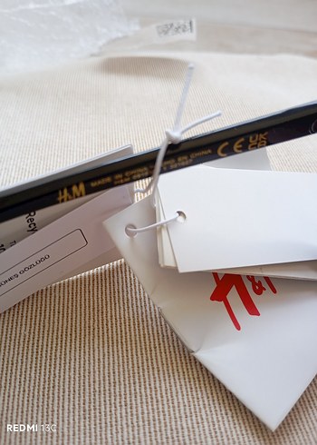 Şeffaf Siyah Kadın Güneş Gözlüğü - Görsel 6