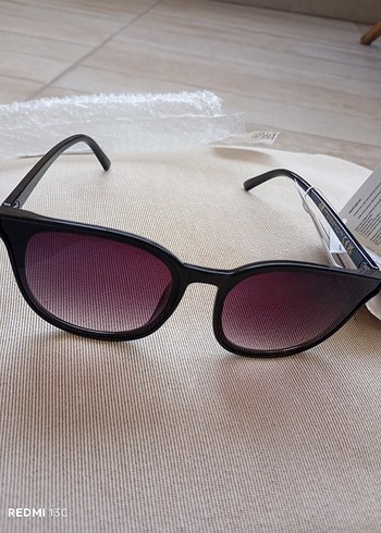 Şeffaf Siyah Kadın Güneş Gözlüğü - Görsel 12